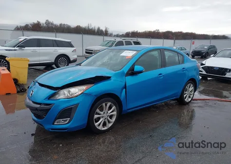 2010 Mazda Mazda3 S Sport из США, поврежденный, VIN JM1BL1S54A1168072